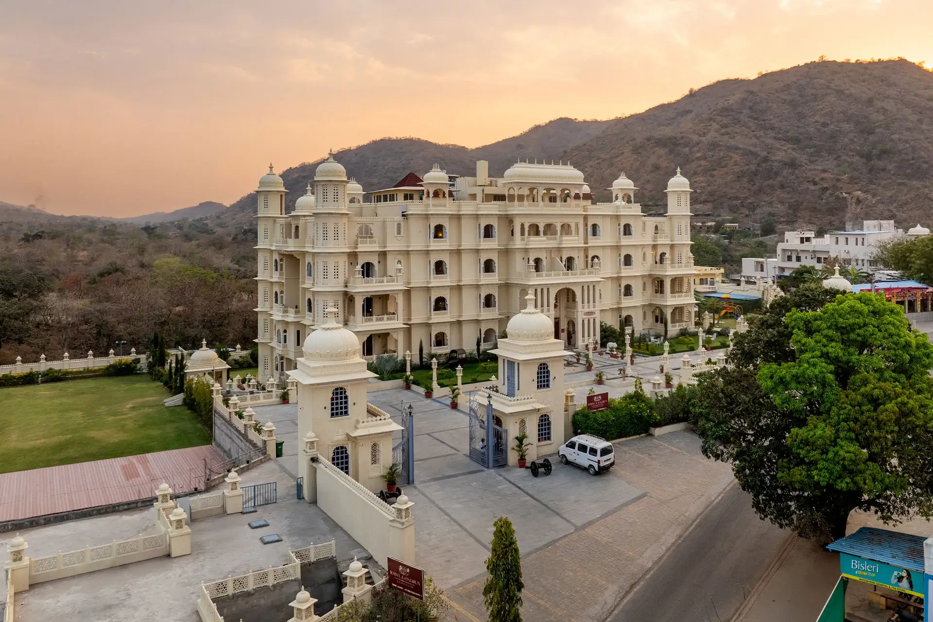 summer vacation in kumbhalgarh rajasthan